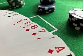 Studio live dealer keju togel dengan multi-kamera profesional